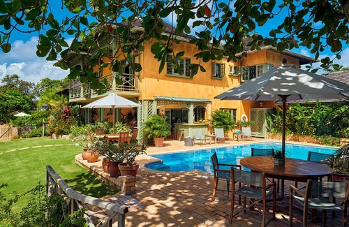 Discovery Bay Villa | KeelaWee: Premier Coastal Villa with Sea Views