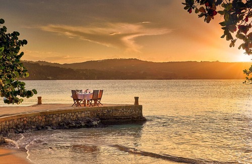 Discovery Bay Villa | KeelaWee: Premier Coastal Villa with Sea Views