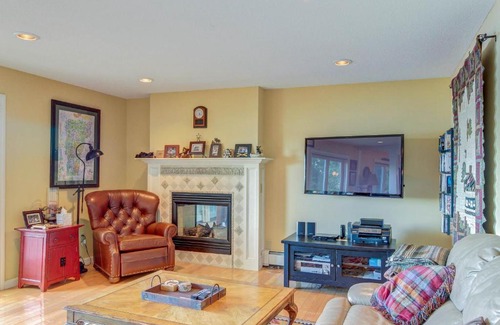 South Hero House | Keeler's Bay Get Away