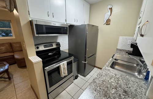 Homosassa Apartment | Keels Cottage Old Homosassa Main Street #3