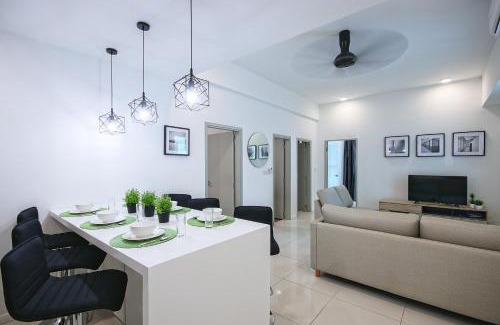 Kampung Sembulan Baru Apartment | KEEN Suites@Sutera Avenue