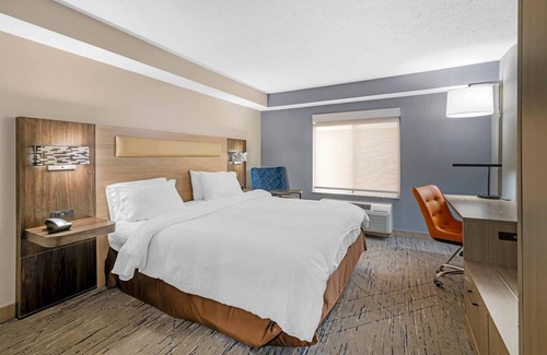 Keene Hotel | Keene Elm City Hotel, an Ascend Collection Hotel