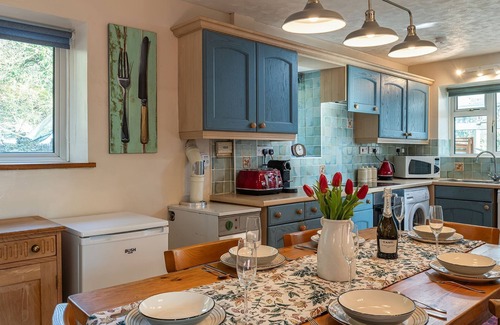 Lydney Cottage | Keeper's Cottage - pet friendly, Forest of Dean