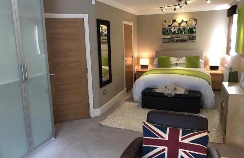 Loughborough Bed & Breakfast | Keepers Lodge