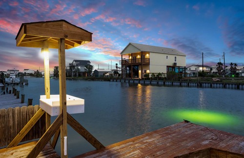 Rockport House | Keepin' it Reel | Amazing Views!