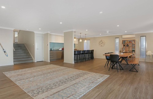 North Arm Cove House | Keera House on Heros Bay