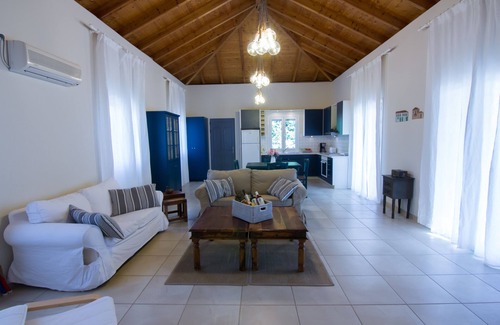 Lixouri Villa | Kefalonia Ammos Private Villa