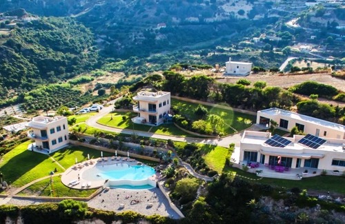 Kefalos Apartment | Kefalosbay Residence apartment R. D.C. & swimming pool & panorama of Kefalos bay