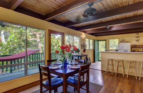 Kehena Beach Estates House | Kehena Treetop Bungalow-Near Black Sand Beach