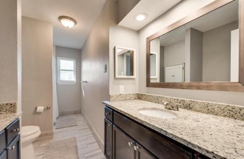 Keller House | Keller's Artful Home-Away from Home