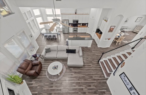 Keller House | Keller’s Crown Jewel - 5BR Retreat w/Hot Tub & Pool Table