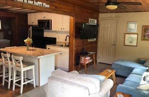 Kelleys Island Cabin | Kelleys Island Cabin Fever/Duplex Unit 1