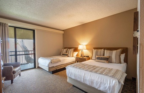 Pomona Hotel | Kellogg West Conference Center and Hotel