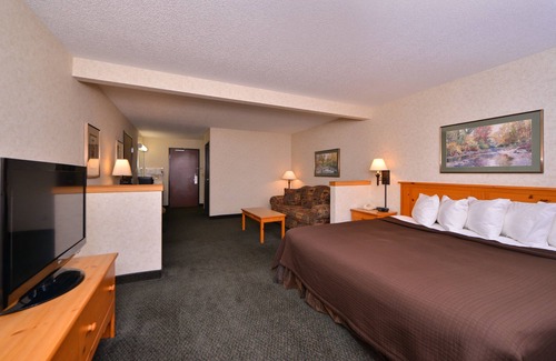 Mitchell Hotel | Kelly Inn & Suites Mitchell South Dakota