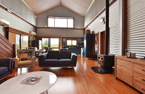 Lower Belford Other | Kelman Cottage - tucked away with pool + views + native wildlife
