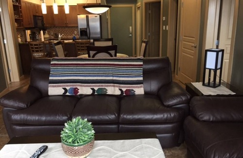 South Pandosy House | Kelowna - 2 Bed, 2 Bath + Den - Available 2021