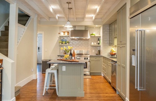 Central Okanagan Bed & Breakfast | Kelowna Bed and Breakfast