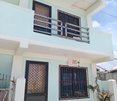 Burgos Apartment | Kelsey Homestay