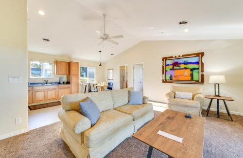 Kelseyville House | Kelseyville Cottage Private Deck and On-Site Winery