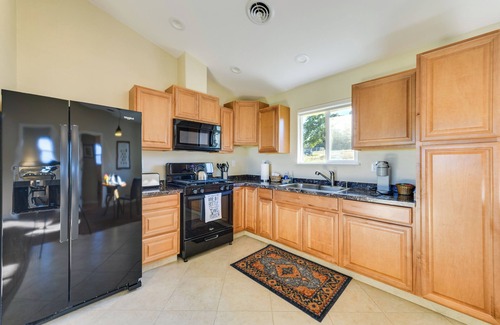 Kelseyville Cottage | Kelseyville Cottage: Private Deck & On-Site Winery