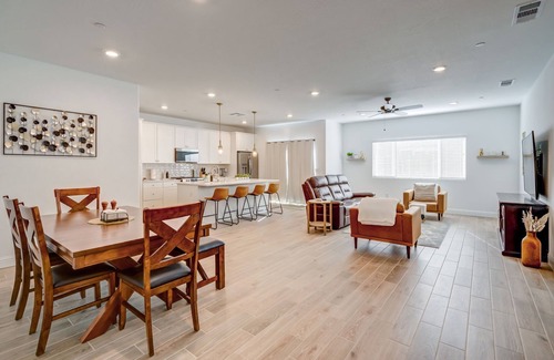 Clovis House | Kelso Avenue - Quiet, Safe, & Family Friendly!