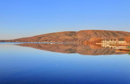 Whycocomagh Resort | Keltic Quay Cottages & Bayfront Lodge