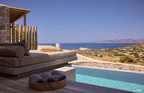 Milos Apartment | Kemelia Suites