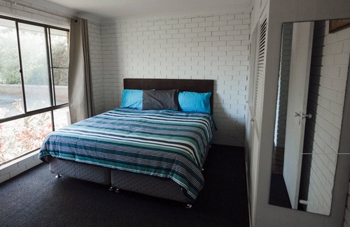 Augusta House | Kempy's Kabin Augusta