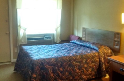 Gilbertsville Hotel | Ken-Bar Lodge
