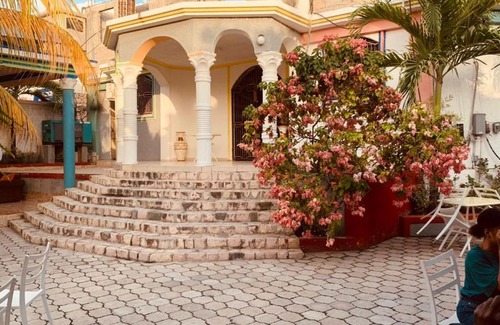 Port-au-Prince Hotel | Ken's Paradise HOTEL