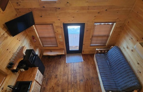 Scio Cabin | Kenai Fjord/Lakeview 4-6 Person Midsize Cabin