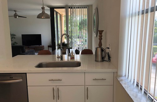 Delray Beach Condo | Kendra's Cozy Cottage