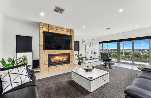 Mount Gambier Apartment | KENNEDY EXECUTIVE TOWNHOUSE