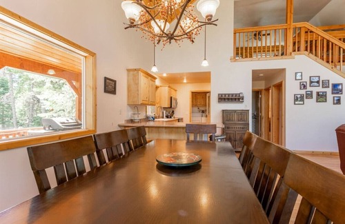 Meadow View Heights Apartment | Kenner Retreat! Fire Pit!
