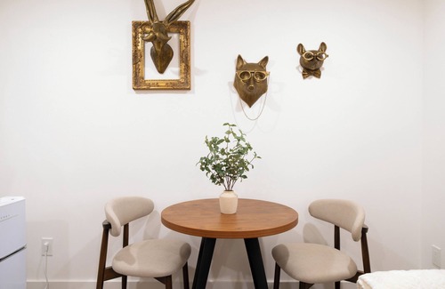 Town Center Apartment | Kennesaw Charm Suite- 3 min from Kennesaw, Private Entry & Pet Friendly!