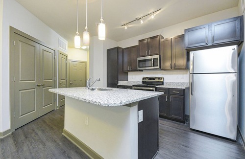 Woodstock Apartment | Kennesaw Stone Park Unfurnished