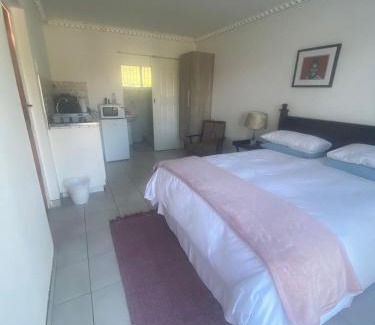 Nahoon House | kennington lodge