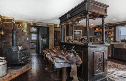 Jefferson House | Kenosha Pass Ranch -Home Base for Adventures-perfect for groups and families!