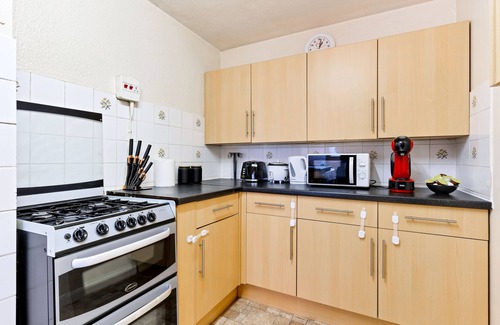 Notting Dale Apartment | Kensington 3 bedroom flat close2subway