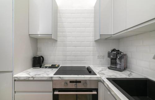 Queen's Gate Apartment | Kensington Apartments