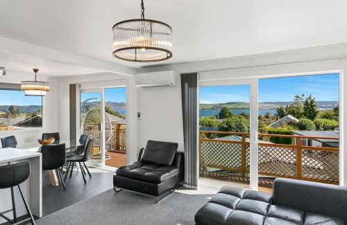 Richmond Heights House | Kensington Gem-Family Getaway
