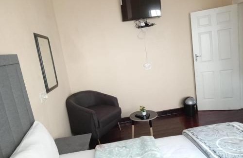 Greater Johannesburg Metropolitan Area House | Kensington Guest House