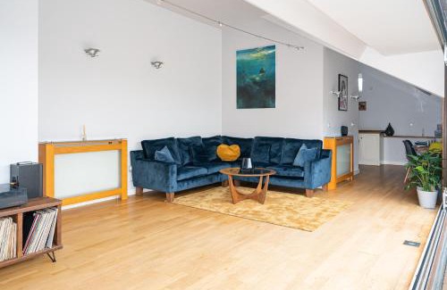 Bath Apartment | Kensington Heights