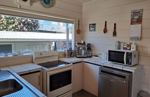 Richmond Heights House | Kensington - Includes linen and WiFi