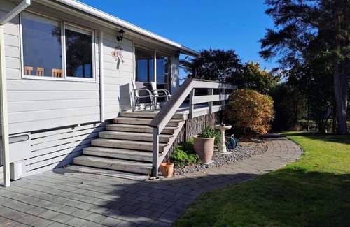 Richmond Heights House | Kensington - Includes linen and WiFi