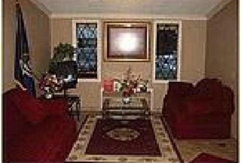 Howell Hotel | Kensington Inn - Howell