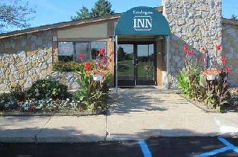 Howell Hotel | Kensington Inn - Howell