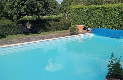 Sittingbourne House | Kent Pool House Family & Pet Friendly With Your own Private Swimming Pool