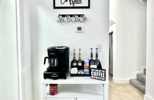 East Market District Apartment | Kentucky Derby Blue Oasis