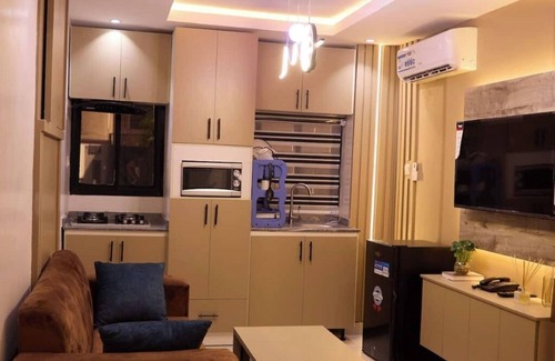 Lekki Phase 1 Apartment | Kentucky Homes : Luxury Apartment, Pool View